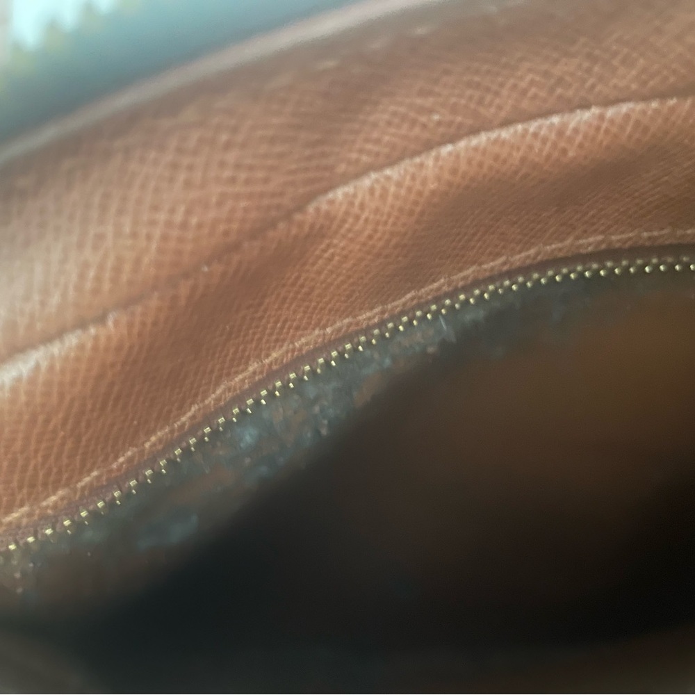 Authentic Louis Vuitton Brown and Tan Monogram Shoulder Bag - Picture 8 of 16
